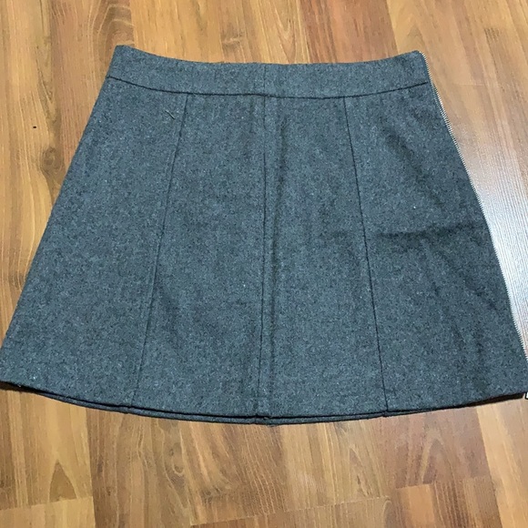 Grey WOOL Mini skirt XS - Forever 21 - Picture 3 of 6